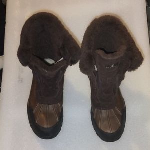 Bearpaw snow boots size 14 us